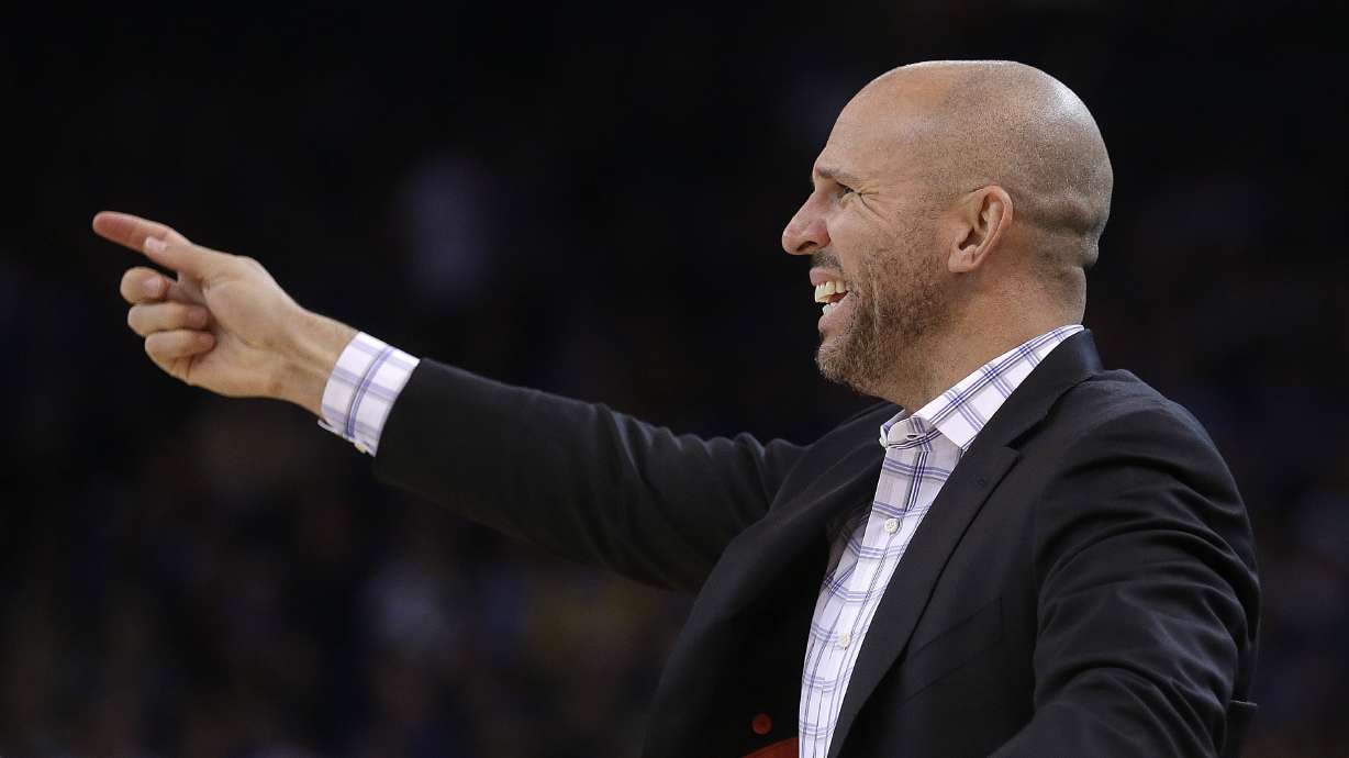 Bucks coach Kidd out indefinitely for hip surgery