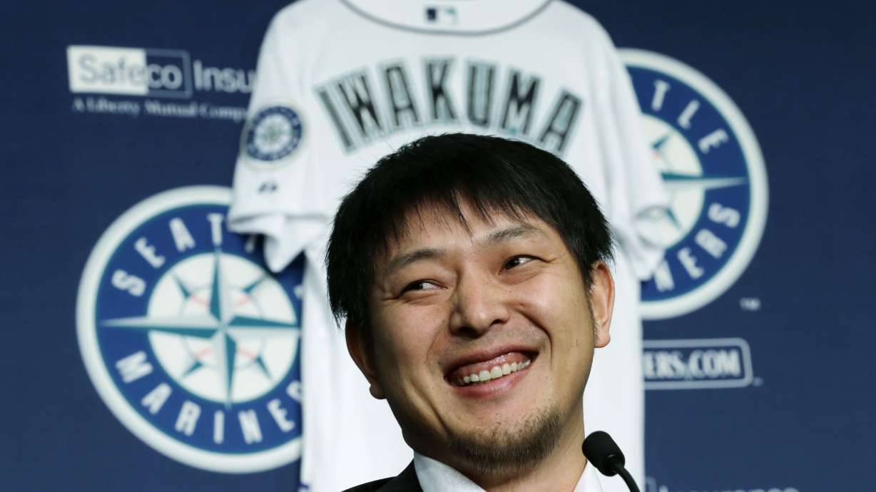 Mariners' Iwakuma to receive signing bonus in 3 payments
