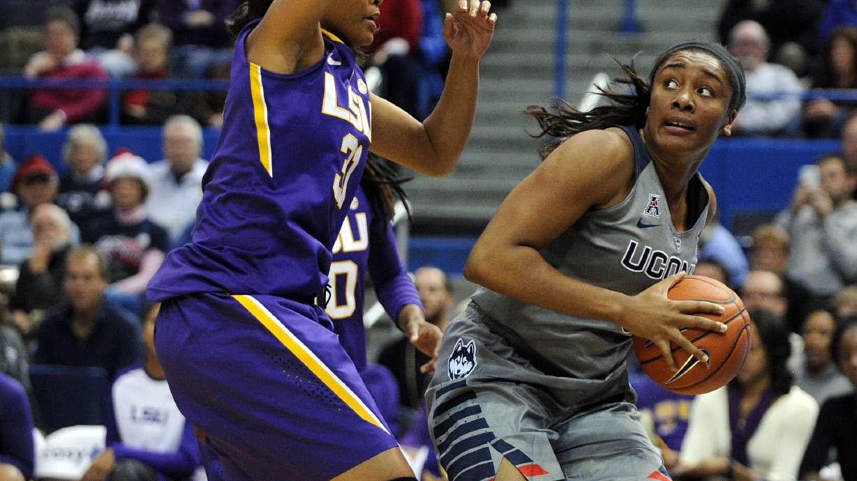 Top-ranked UConn routs LSU 86-40 despite Stewart's absence