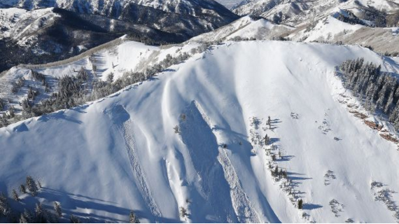 Utah bajo alerta de avalanchas durante la próxima nevada 