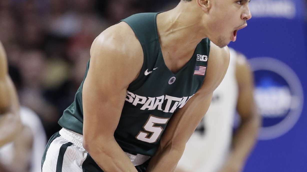 No. 1 Michigan State beats Oakland 99-93 in OT