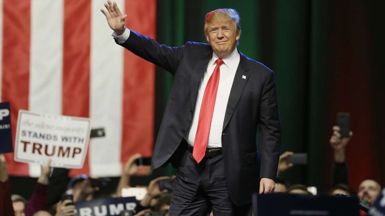 Democrats grapple with Trump effect as primary draws near