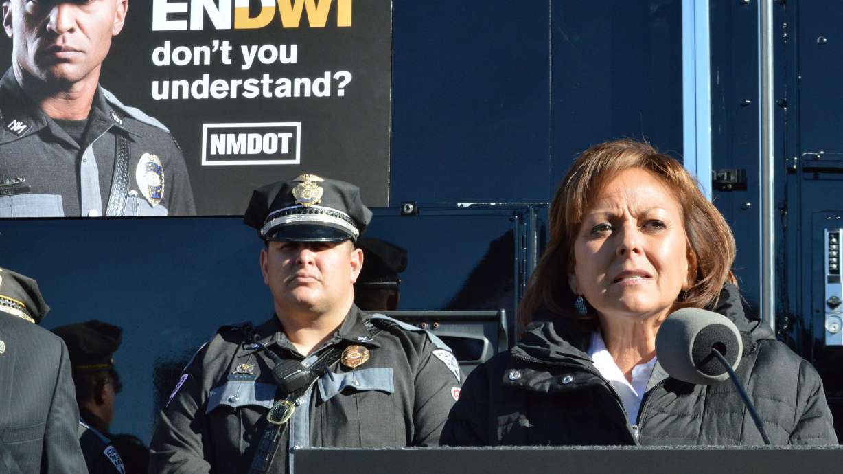 Police recordings haunt New Mexico governor