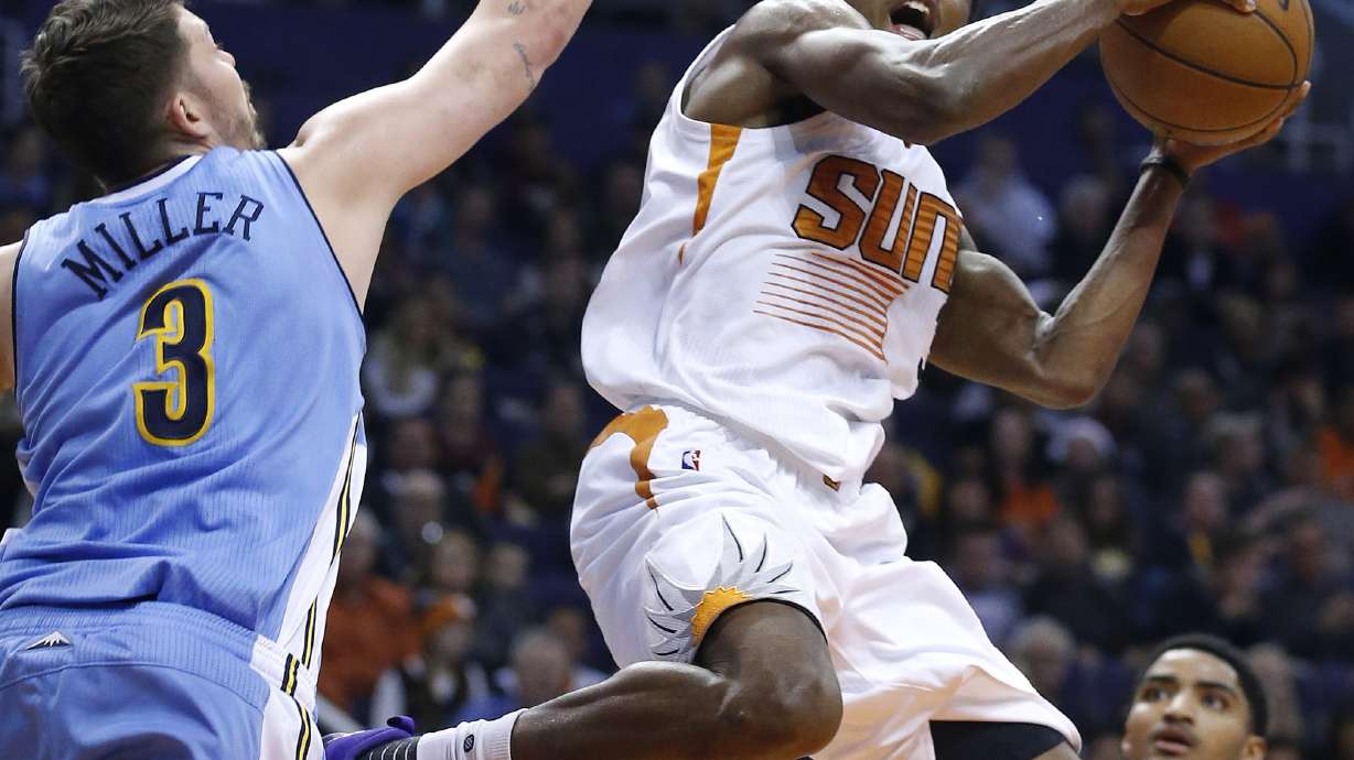 Foye scores 31 points, Nuggets bounce back to beat Suns