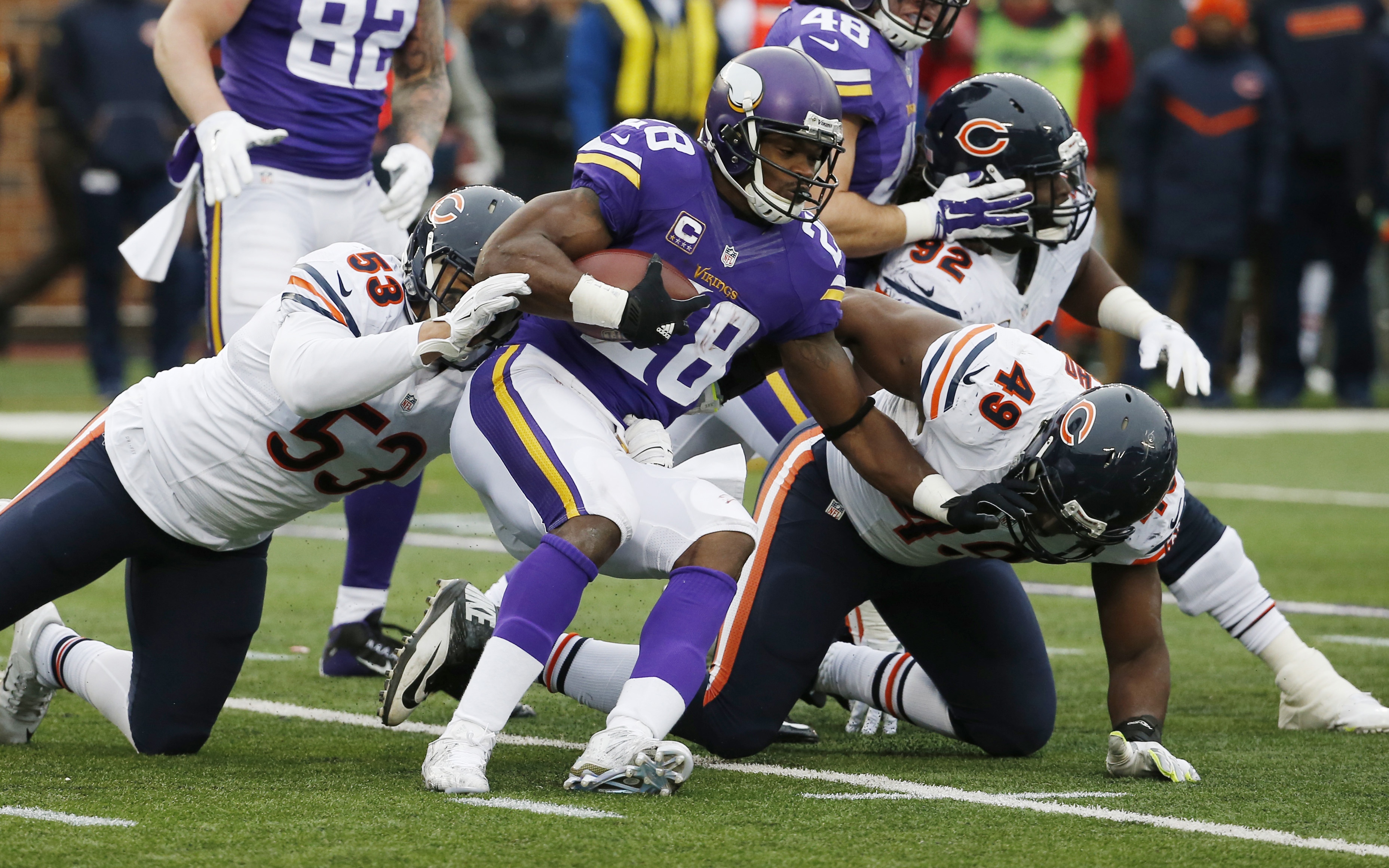 Peterson held out of Vikings practice, could play