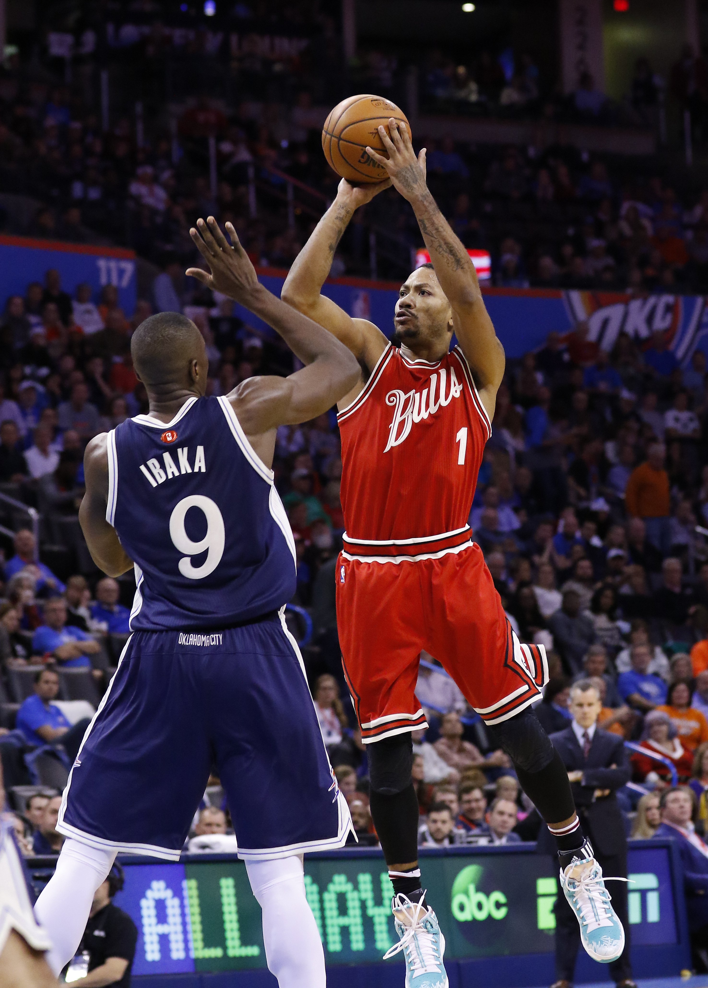 Butler scores 23 points, Bulls beat Thunder 105-96