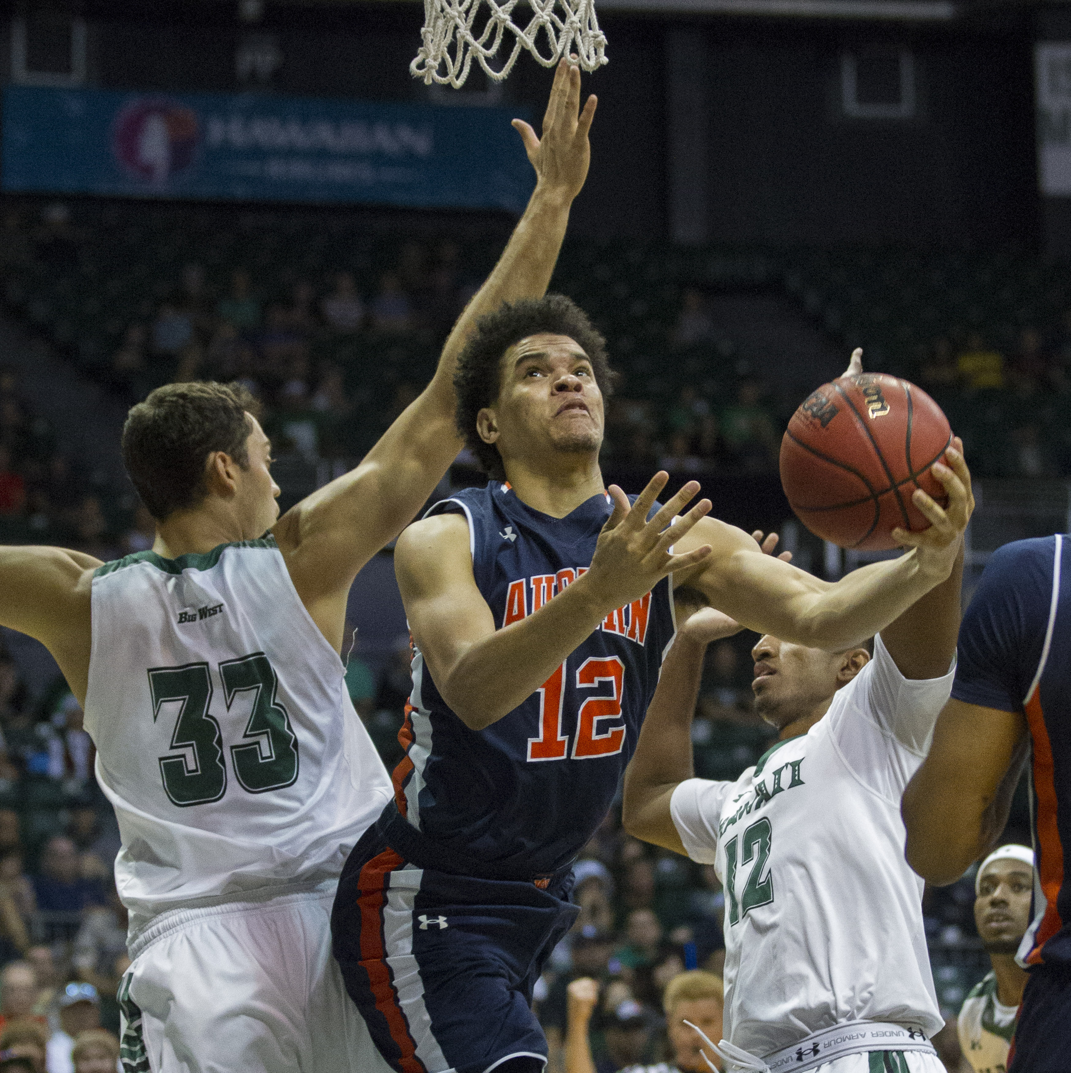 Hawaii beats Auburn to finish 3rd in Diamond Head Classic