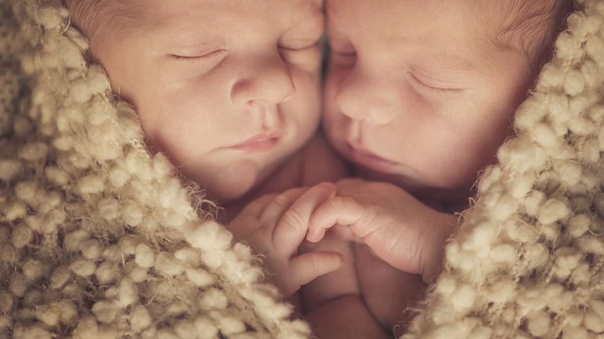 US twin birth rate hits record high
