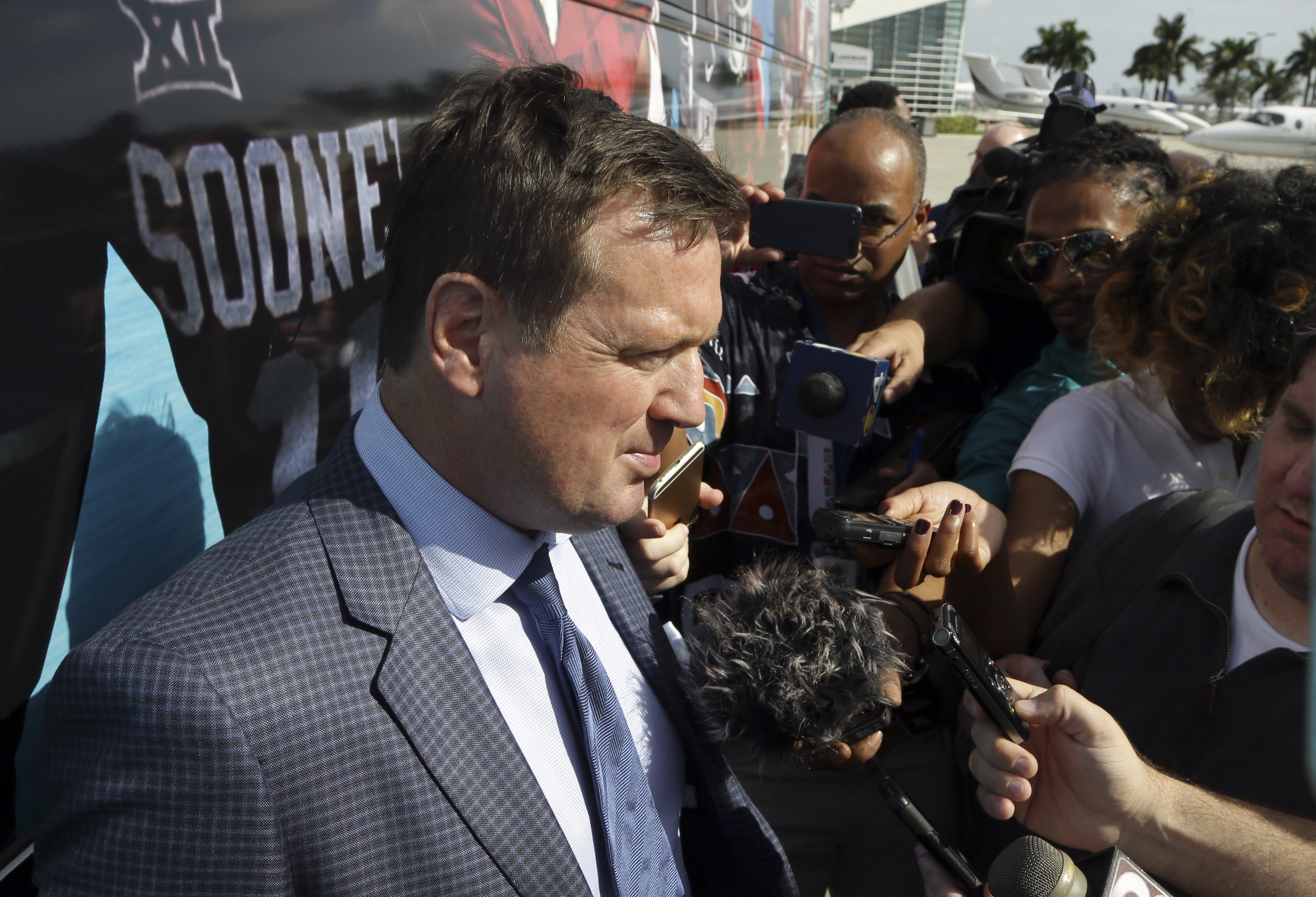 Clemson, Oklahoma arrive in South Florida for Orange Bowl