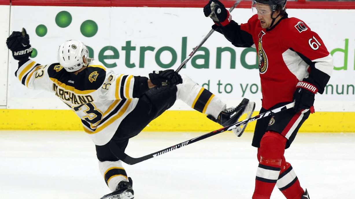 Stone scores twice, Senators beat Bruins 3-1