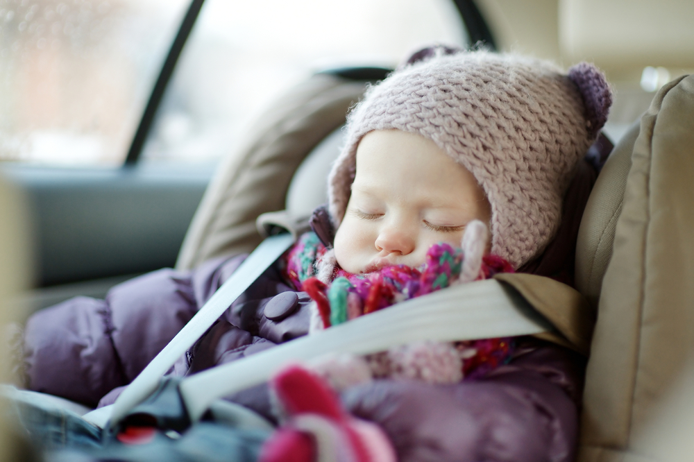 Experts warn against letting kids wear winter coats in car seats