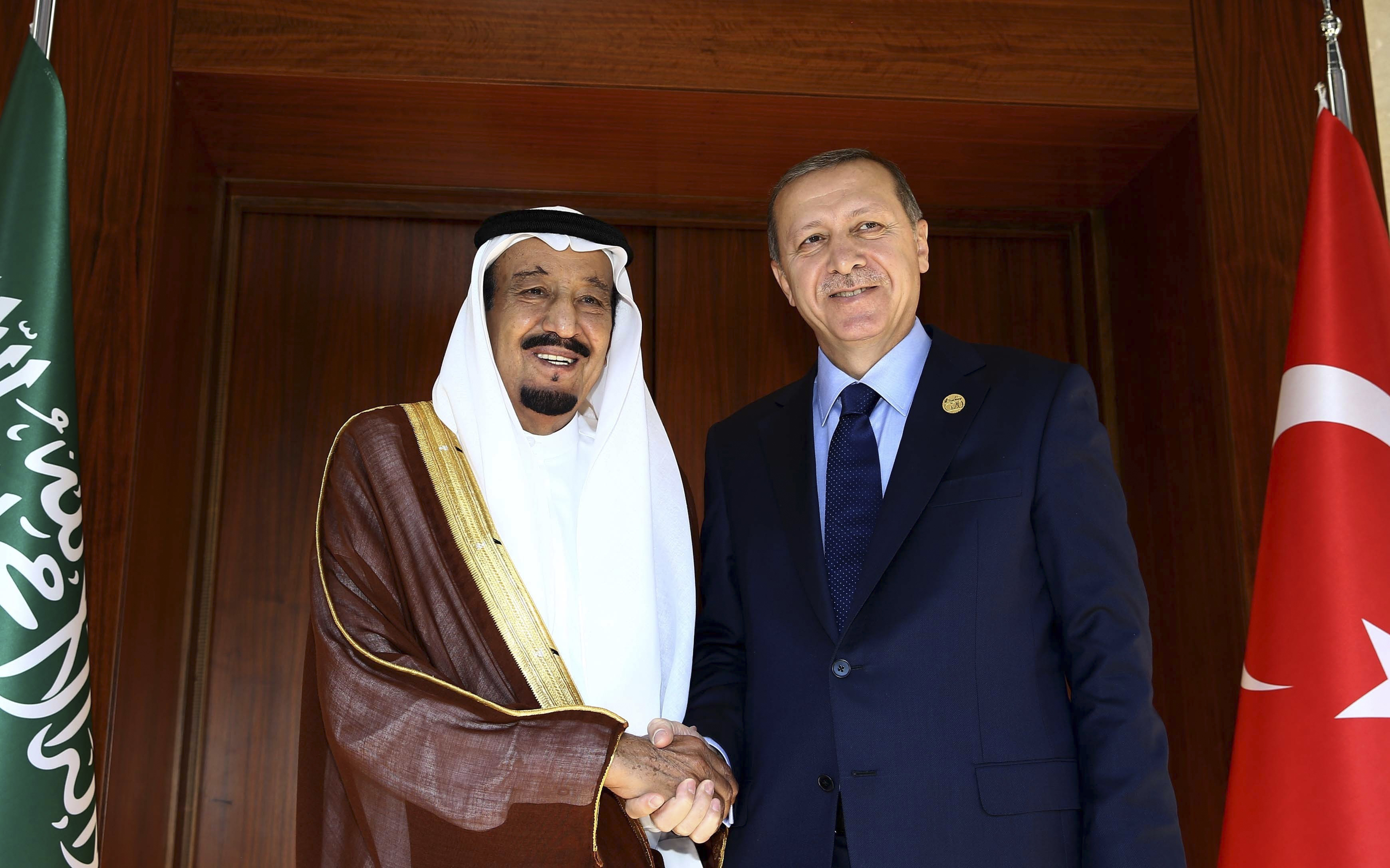 Turkey's Erdogan meets king in Saudi Arabia for Syria talks