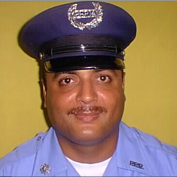 Puerto Rico police shooting suspect had troubled past