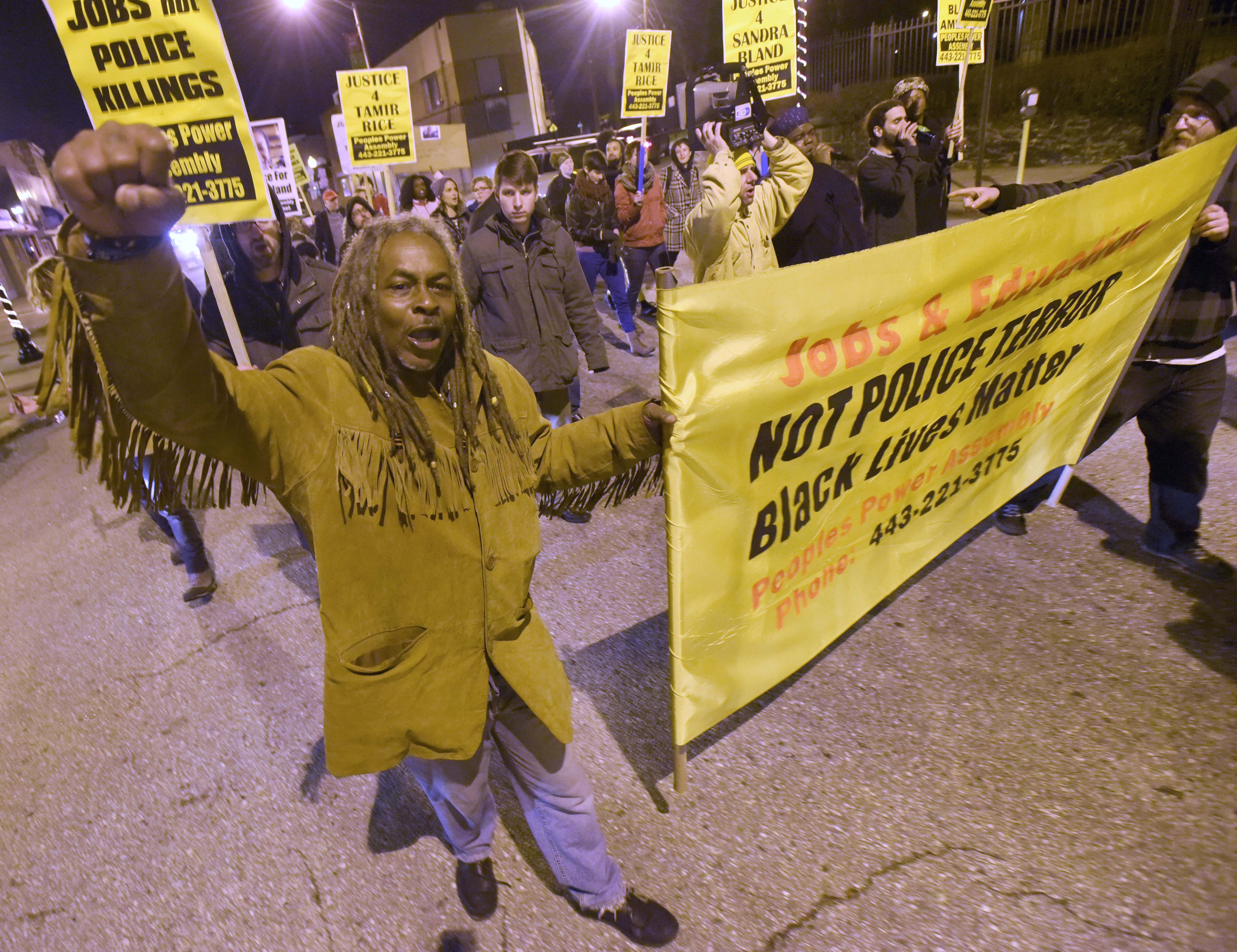 Cleveland balancing safety, rights of Tamir Rice protesters