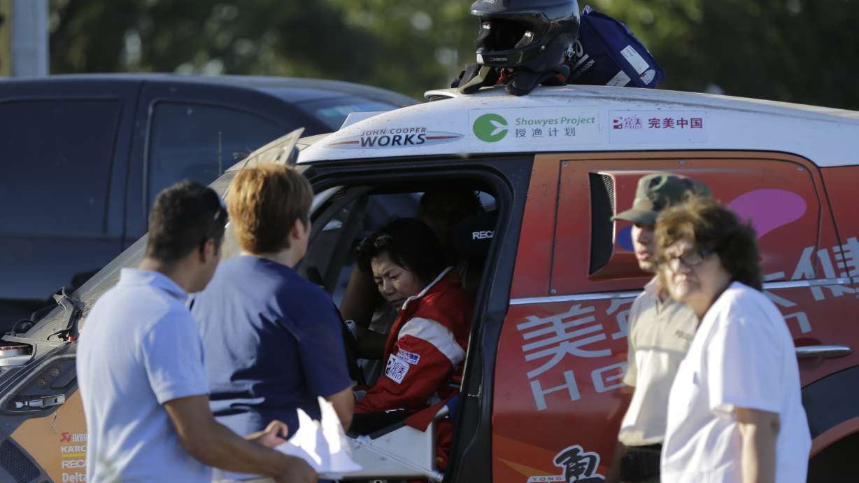 Dakar Rally spectators injured in car accident in Argentina