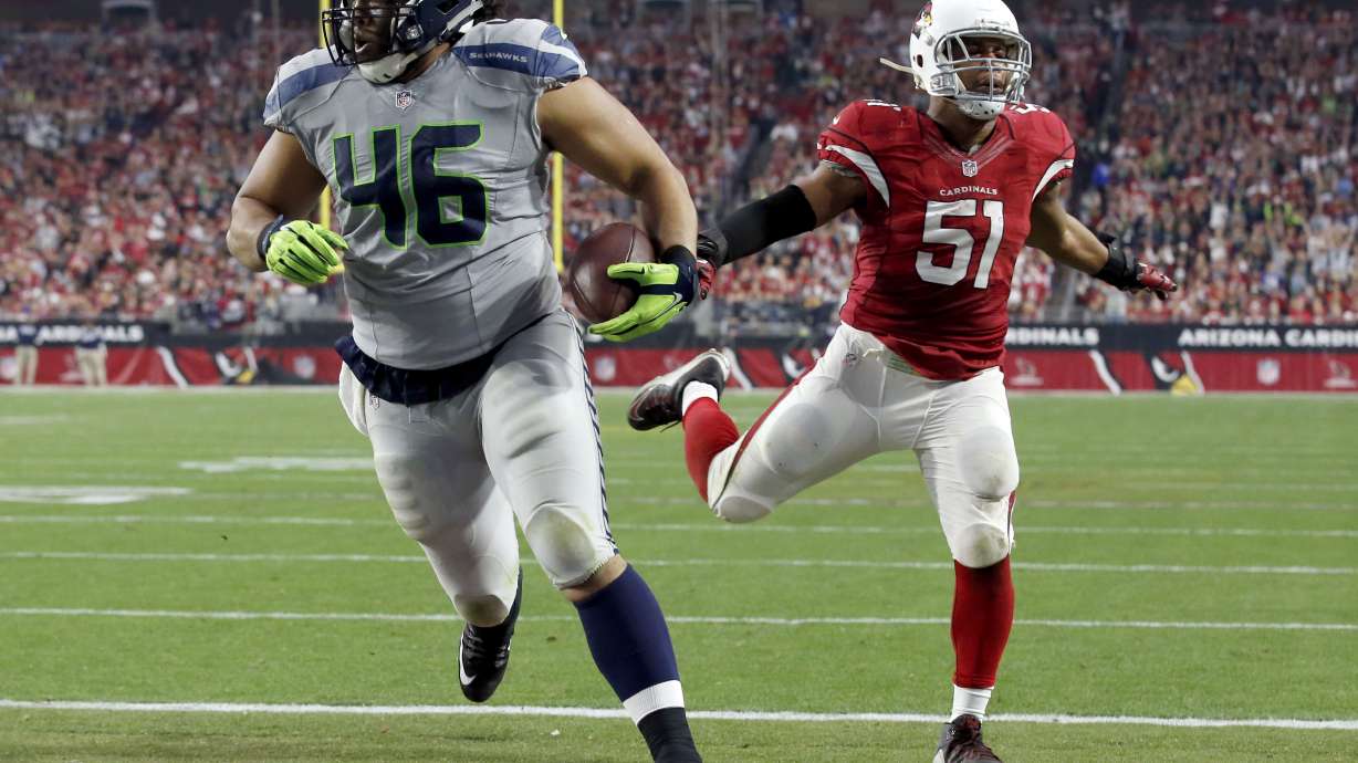Wilson, Seahawks rout Cardinals 36-6