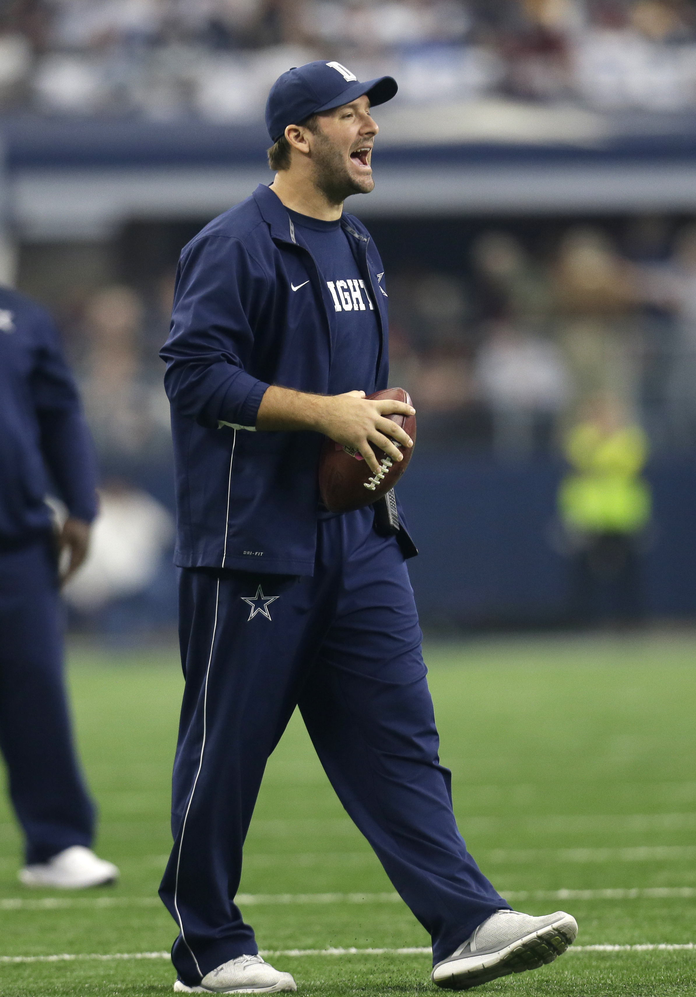 Romo optimistic, but has few words for Cowboys' lost season