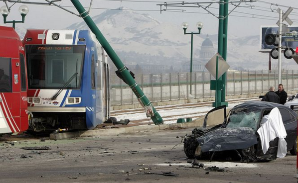 Un muerto y al menos 18 heridos en accidente de TRAX en Utah 