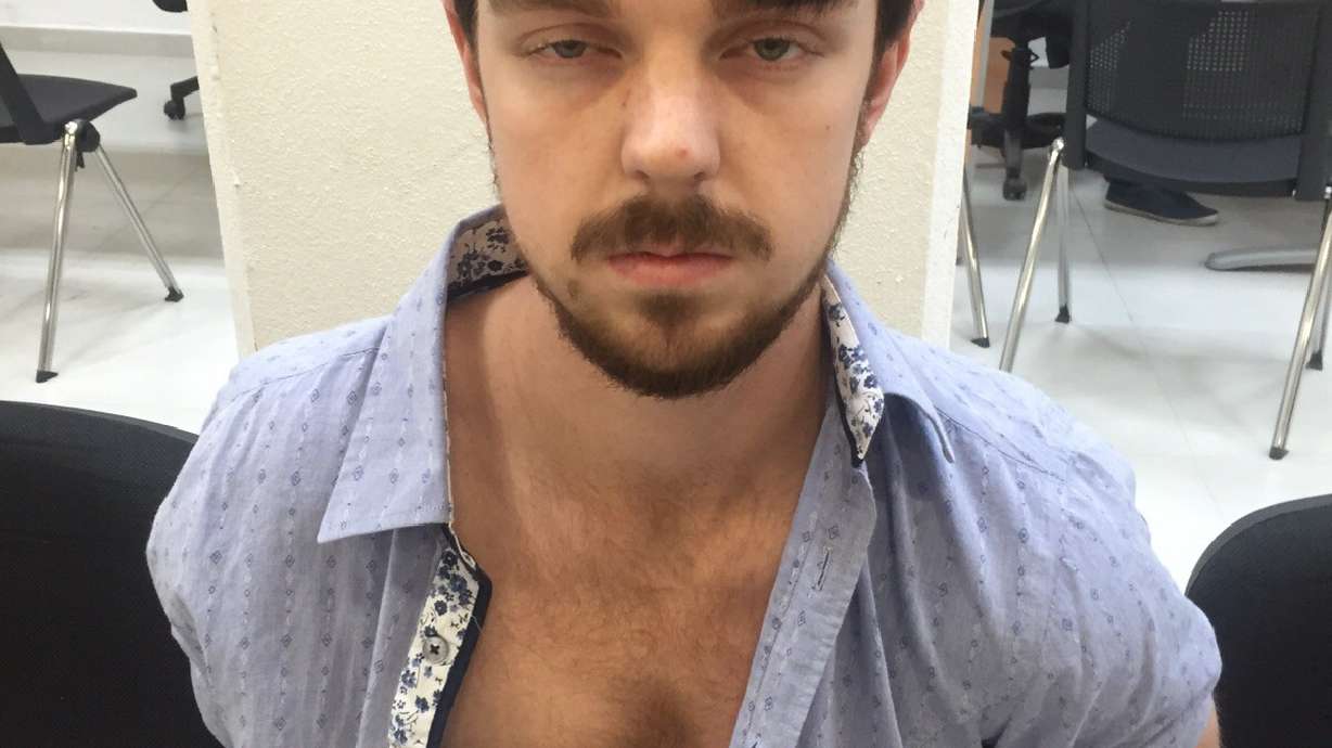 Mother of 'affluenza' teen agrees to be sent back to Texas