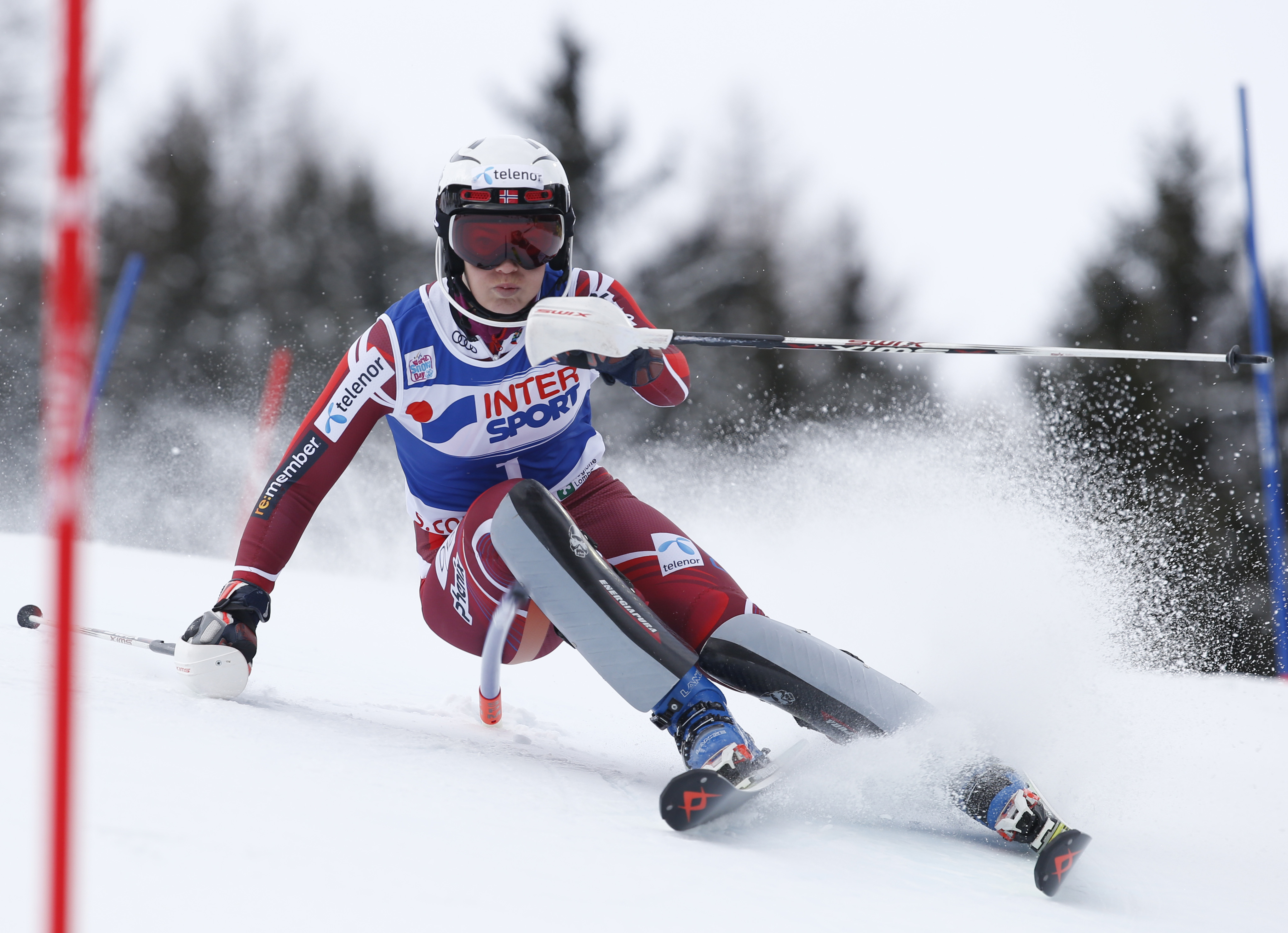 Norwegian skier Loeseth wins WCup slalom for 1st victory