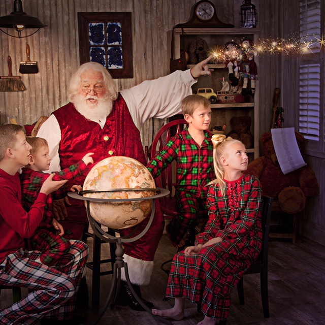 Tom Packer has portrayed Father Christmas at the Dickens Christmas Festival for more than 30 years. (Photo: M & R Gallery of Photography)