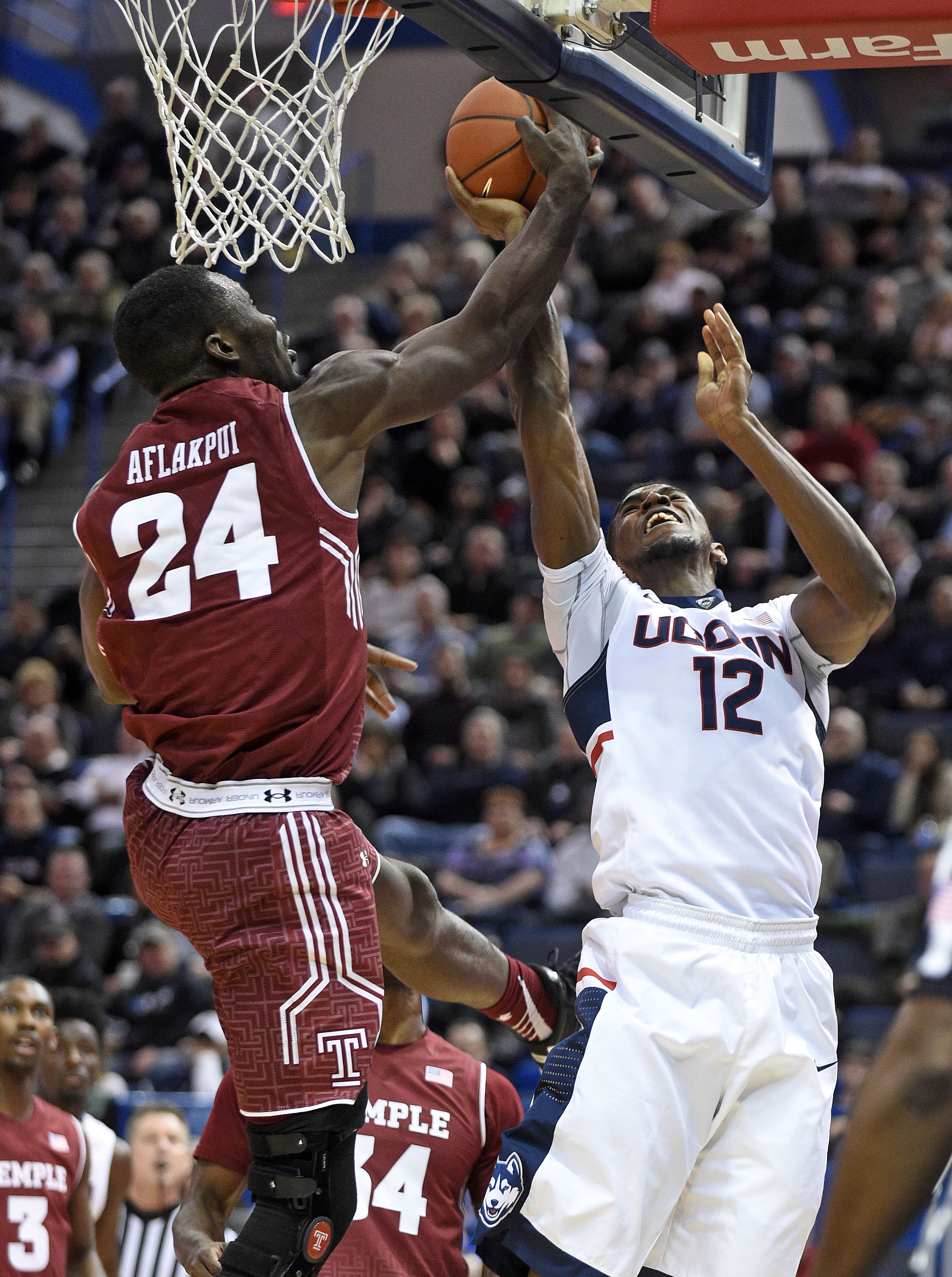 No. 23 UConn falls to Temple 55-53 on Brown's jumper