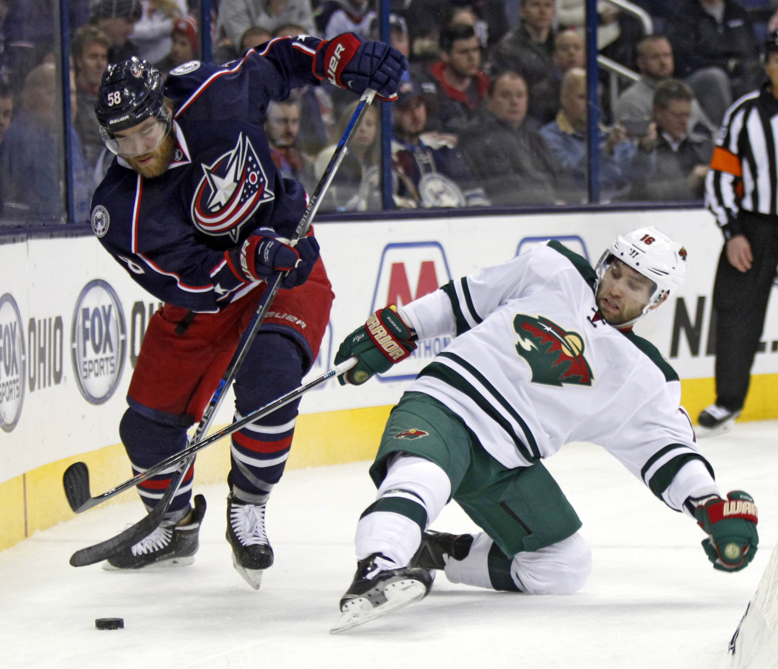 Parise nets hat trick for Wild in 4-2 win over Blue Jackets