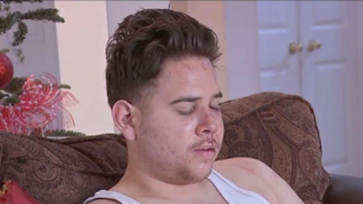 Car salesman kidnapped during test drive, uses iPhone to escape