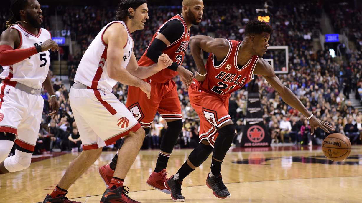 Raptors' Carroll has arthroscopic surgery on right knee