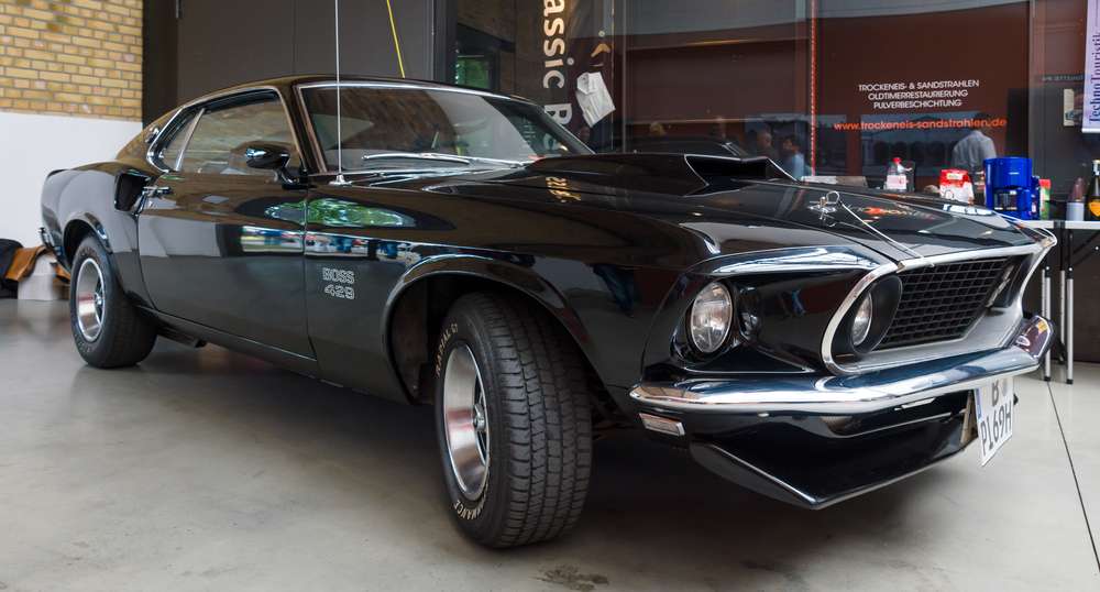 Ford Mustang Boss, Shutterstock