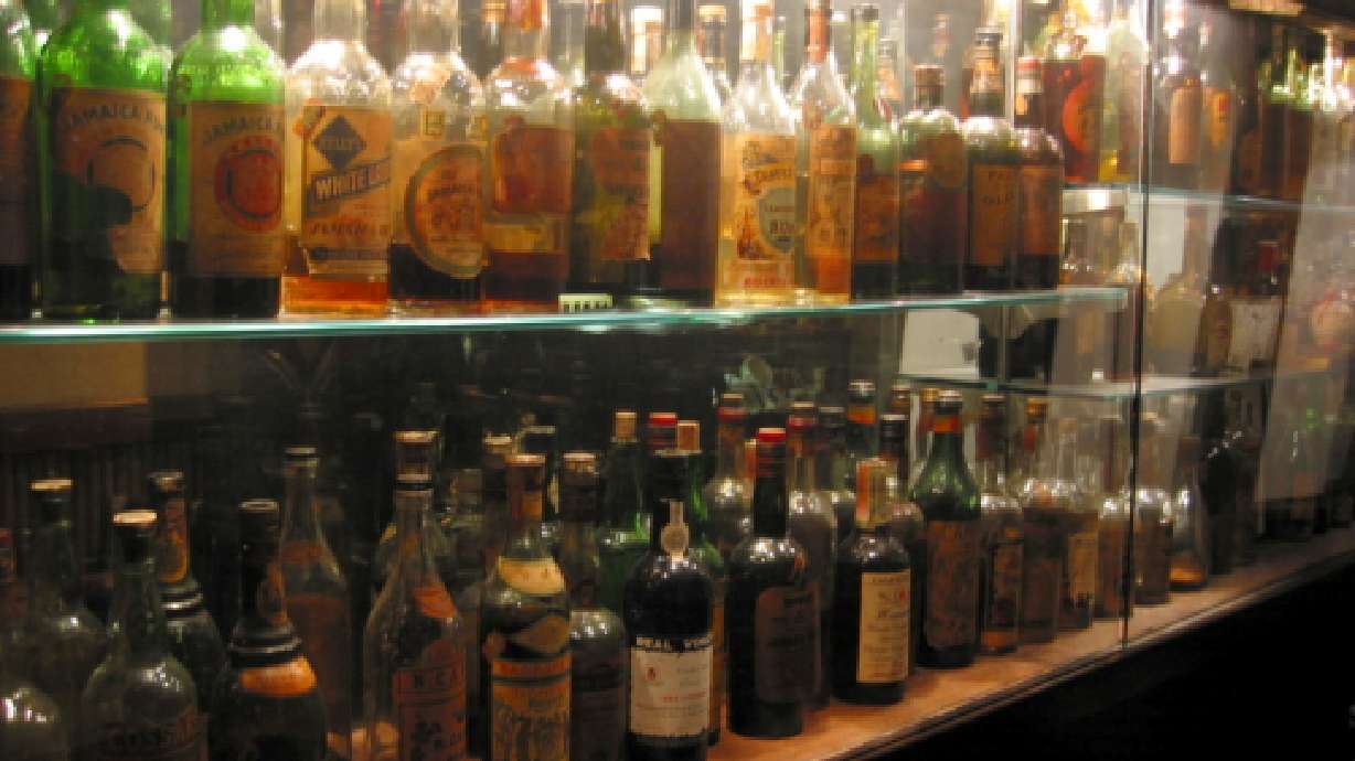 LICKIN' LIQUOR BOTTLES