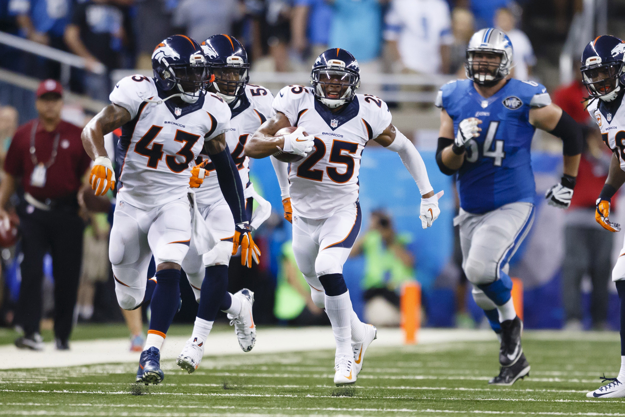 Lions hire Bob Quinn away from Patriots to be GM