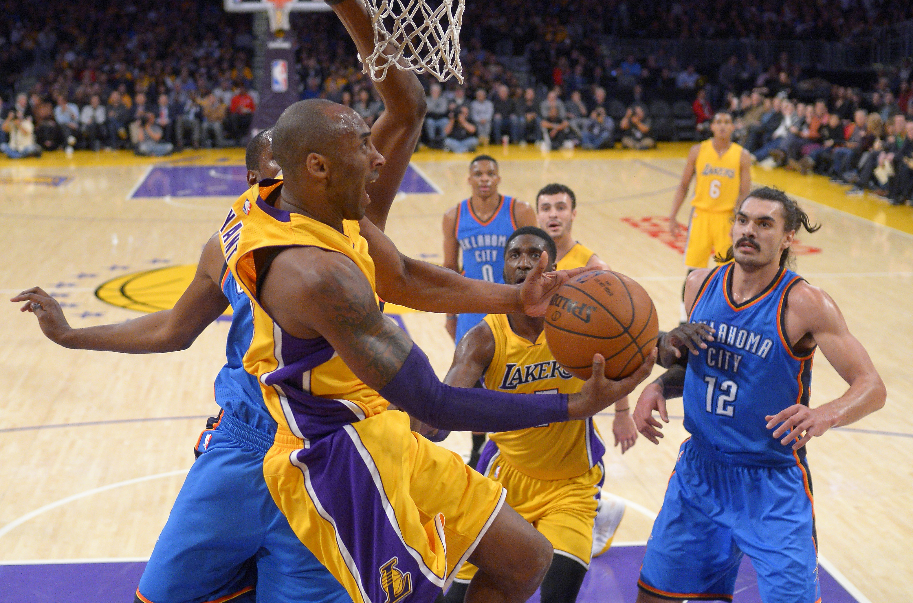 Westbrook, Thunder hold off Lakers 117-113 despite Lou's 44