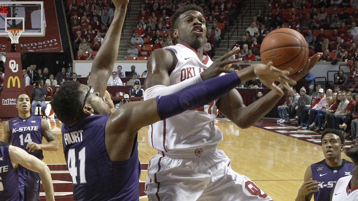 Hield scores 31 as No. 2 Oklahoma beats Kansas State 86-76