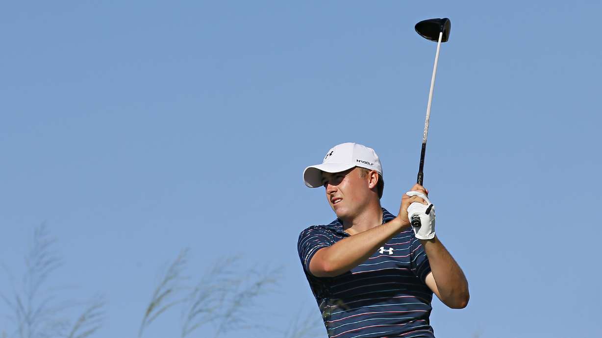 Spieth opens the new year in style with win at Kapalua
