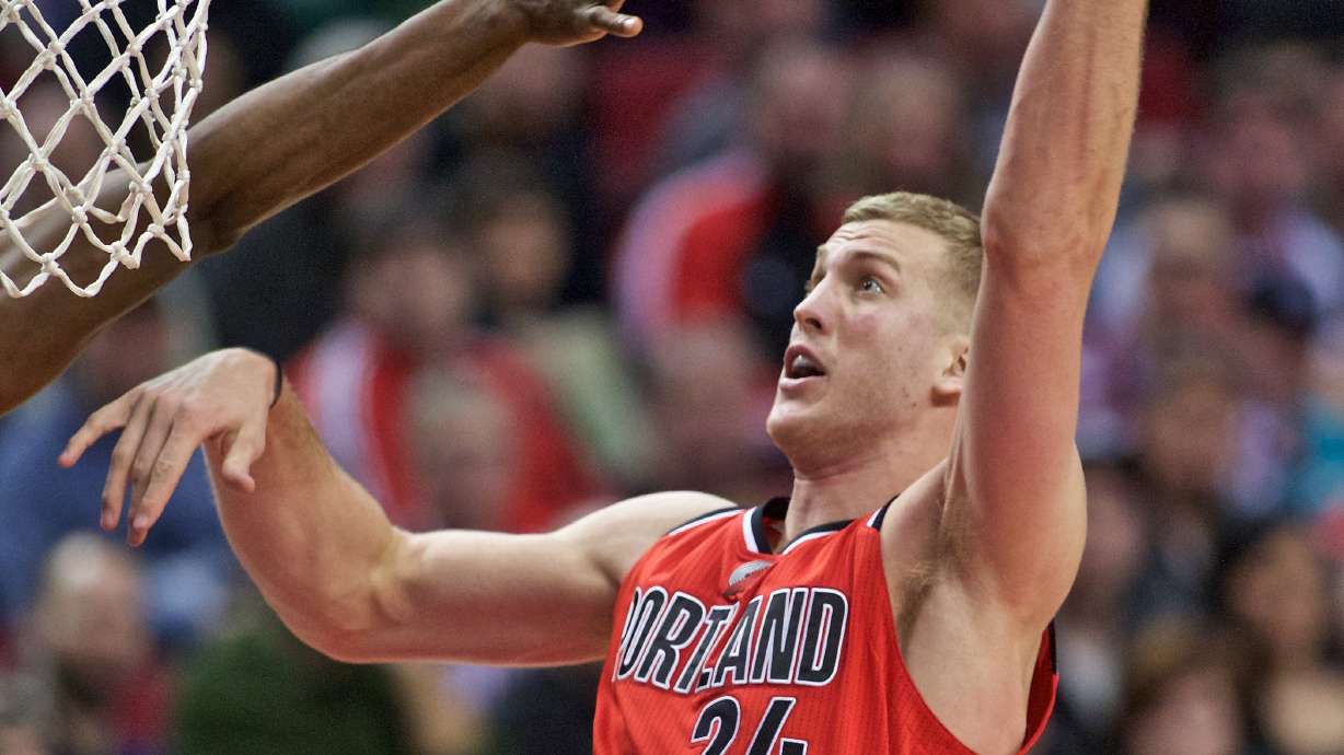 Lillard scores 31 points, Trail Blazers beat Thunder 115-110