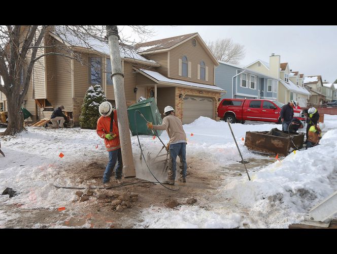 Hombre de UT provoca corte de luz y daña tubería de gas al conducir borracho
