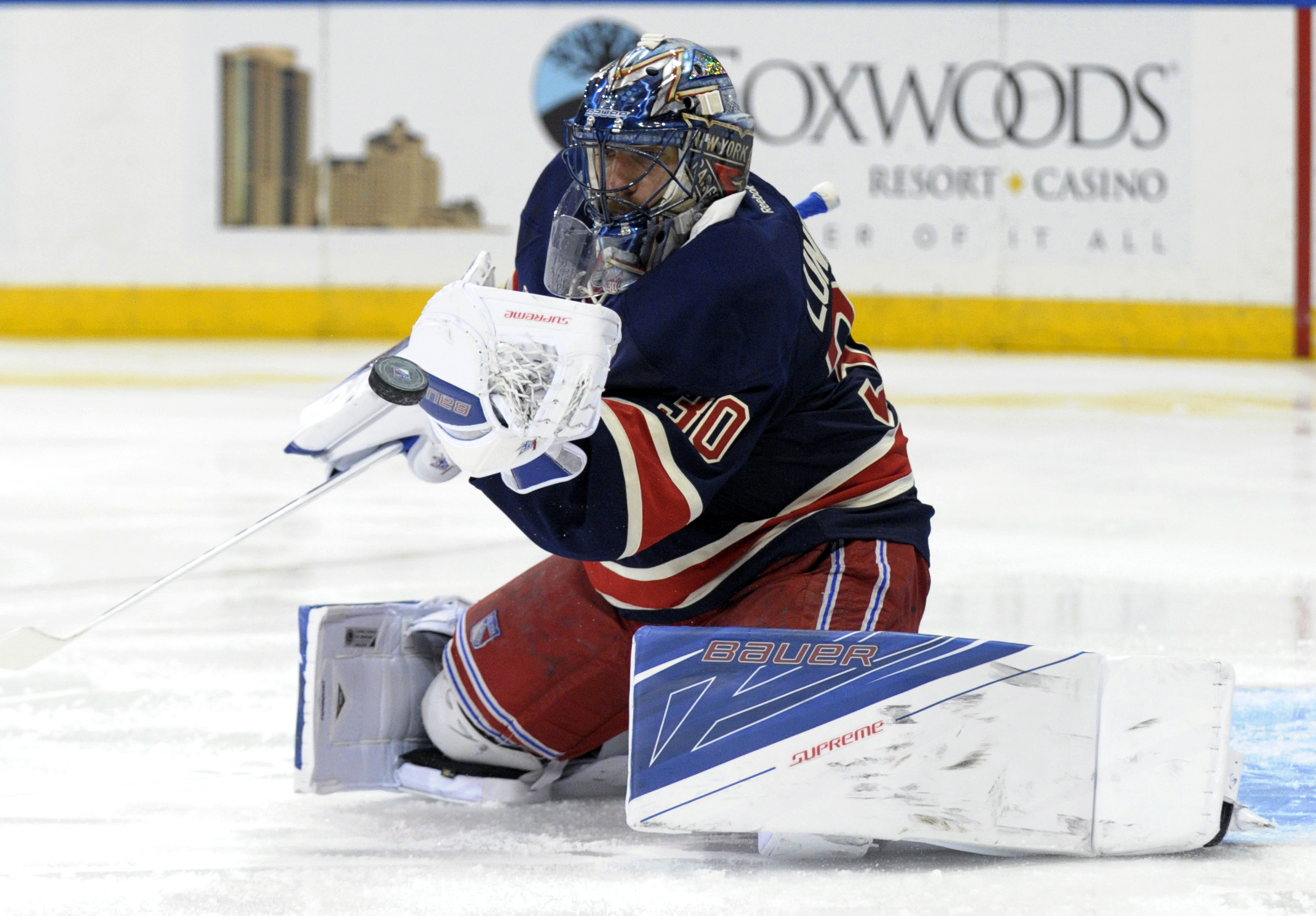 Late goal by Jesper Fast gives Rangers 2-1 win over Bruins