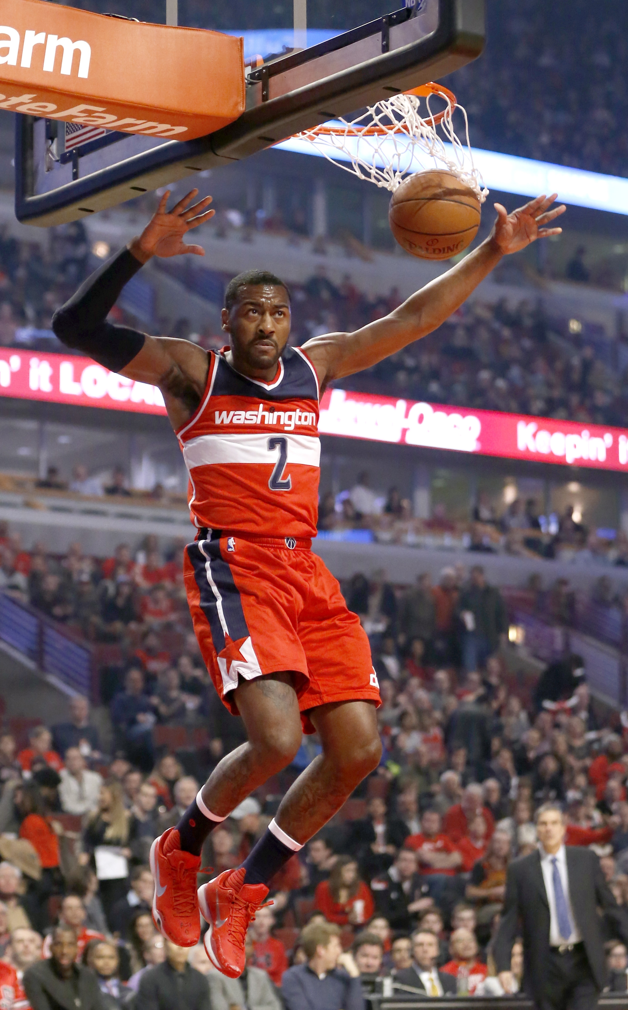 Banged-up Wizards cruise past Bulls for 114-100 win