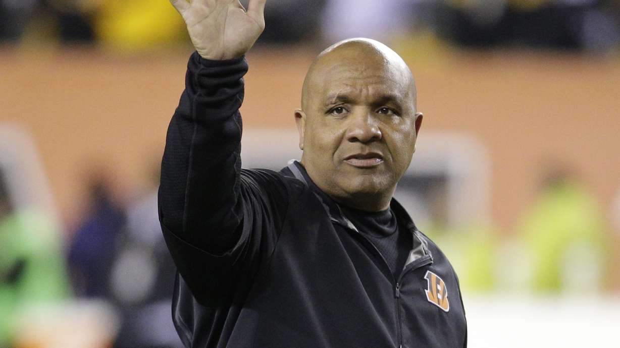 Hue Jackson has second coaching interview with Browns