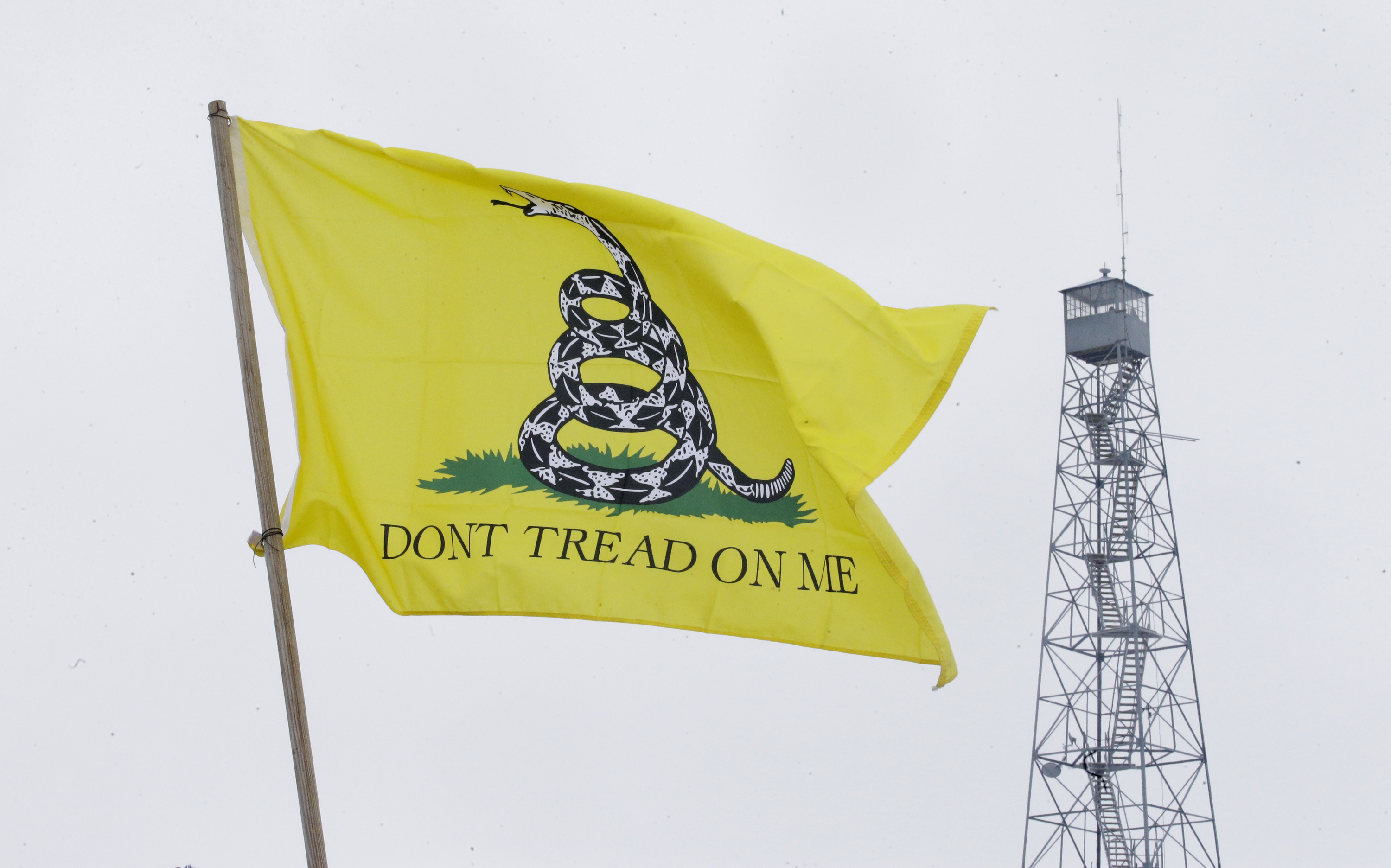 Armed group calls meeting to talk with Oregon community