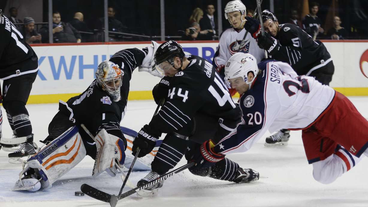 Nelson's hat trick leads Isles to 5-2 win over Blue Jackets