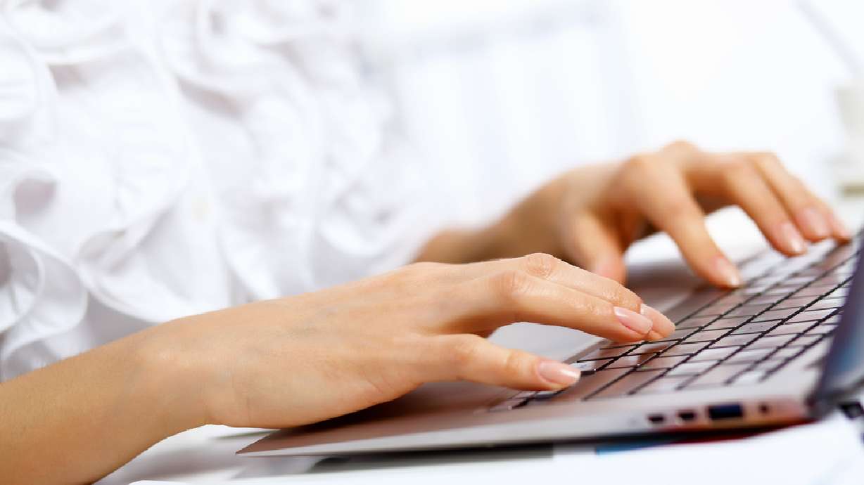 Logan couple keeps blog about cancer diagnosis, life