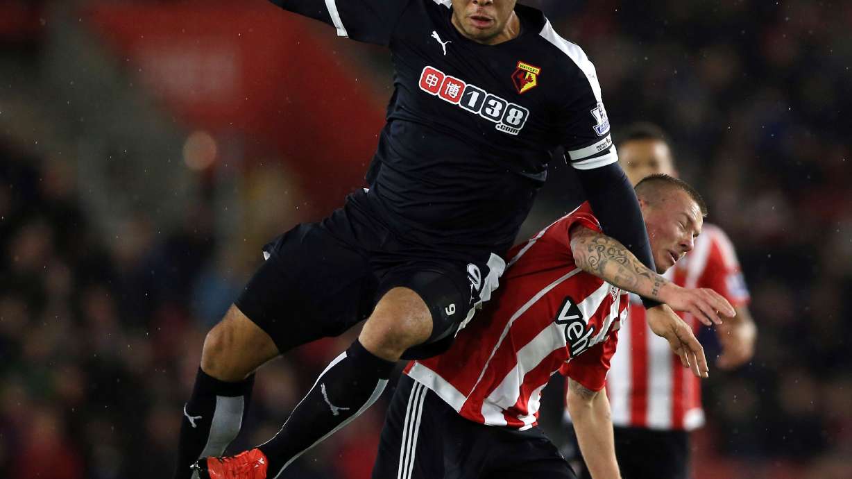 Southampton beats Watford 2-0 for 2nd win in 9 games