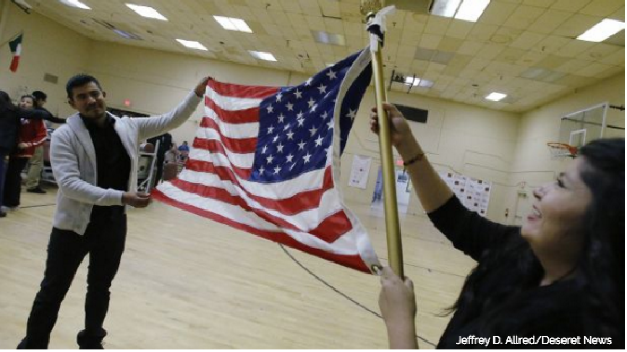 Reúnen a madre e hijo separados en la frontera