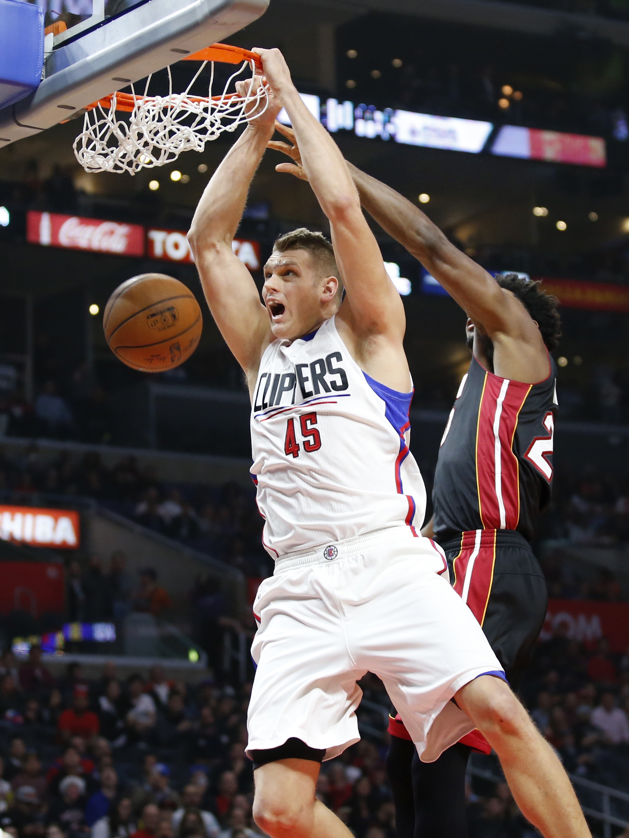 Correction: Heat-Clippers story