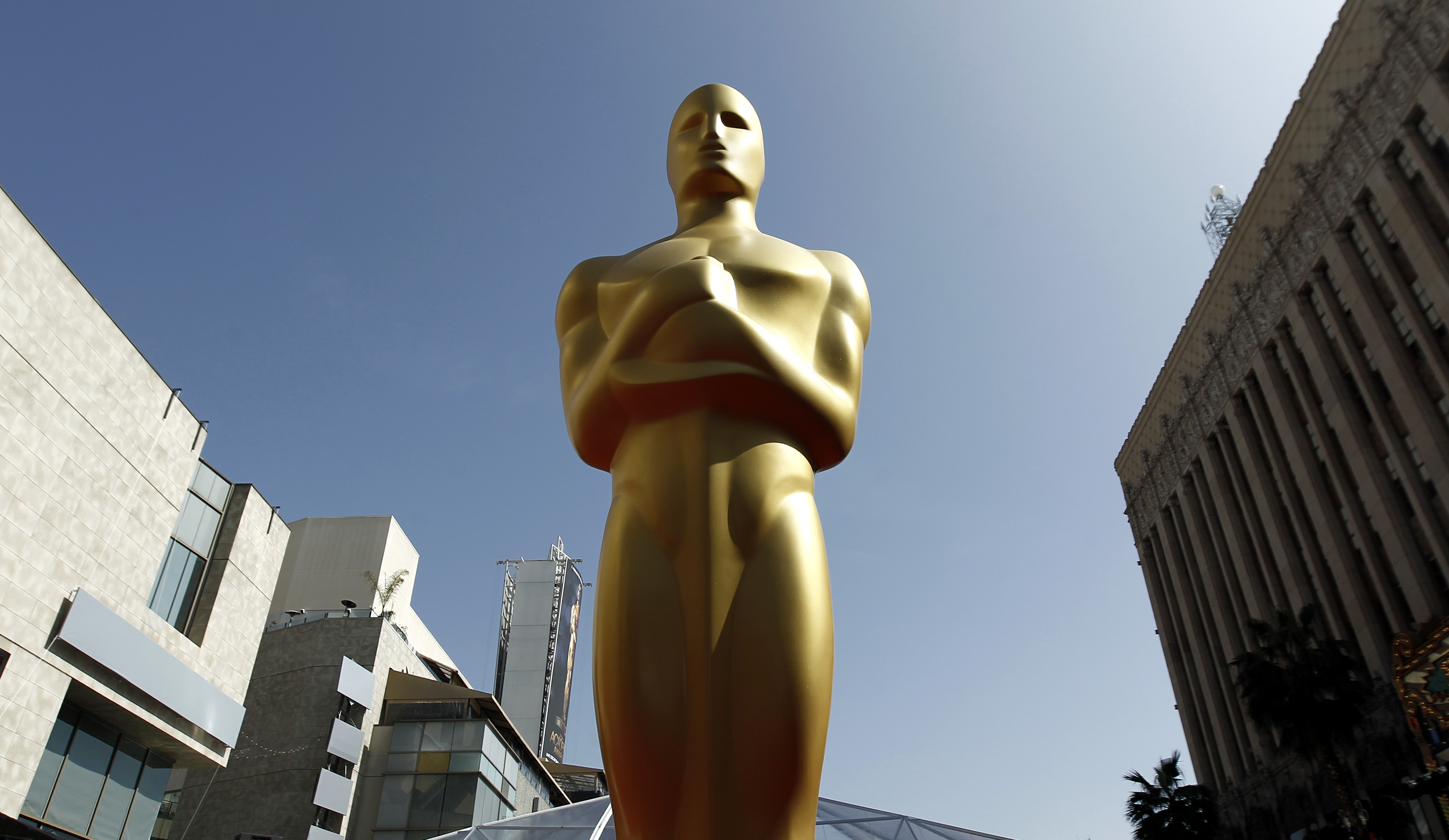 The Latest: Jennifer Jason Leigh wakes up to an Oscar dream