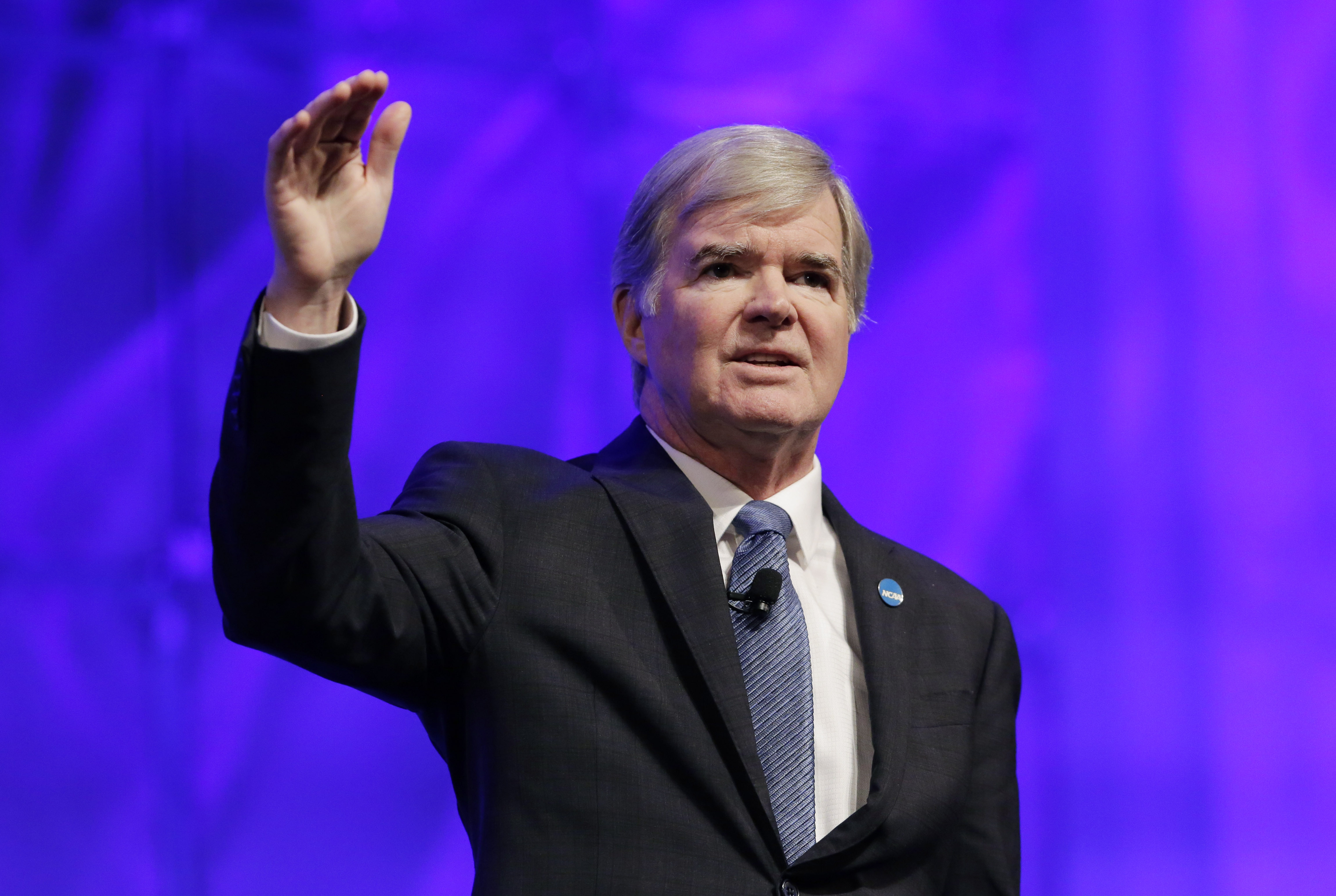 Emmert applauds student-athlete activism