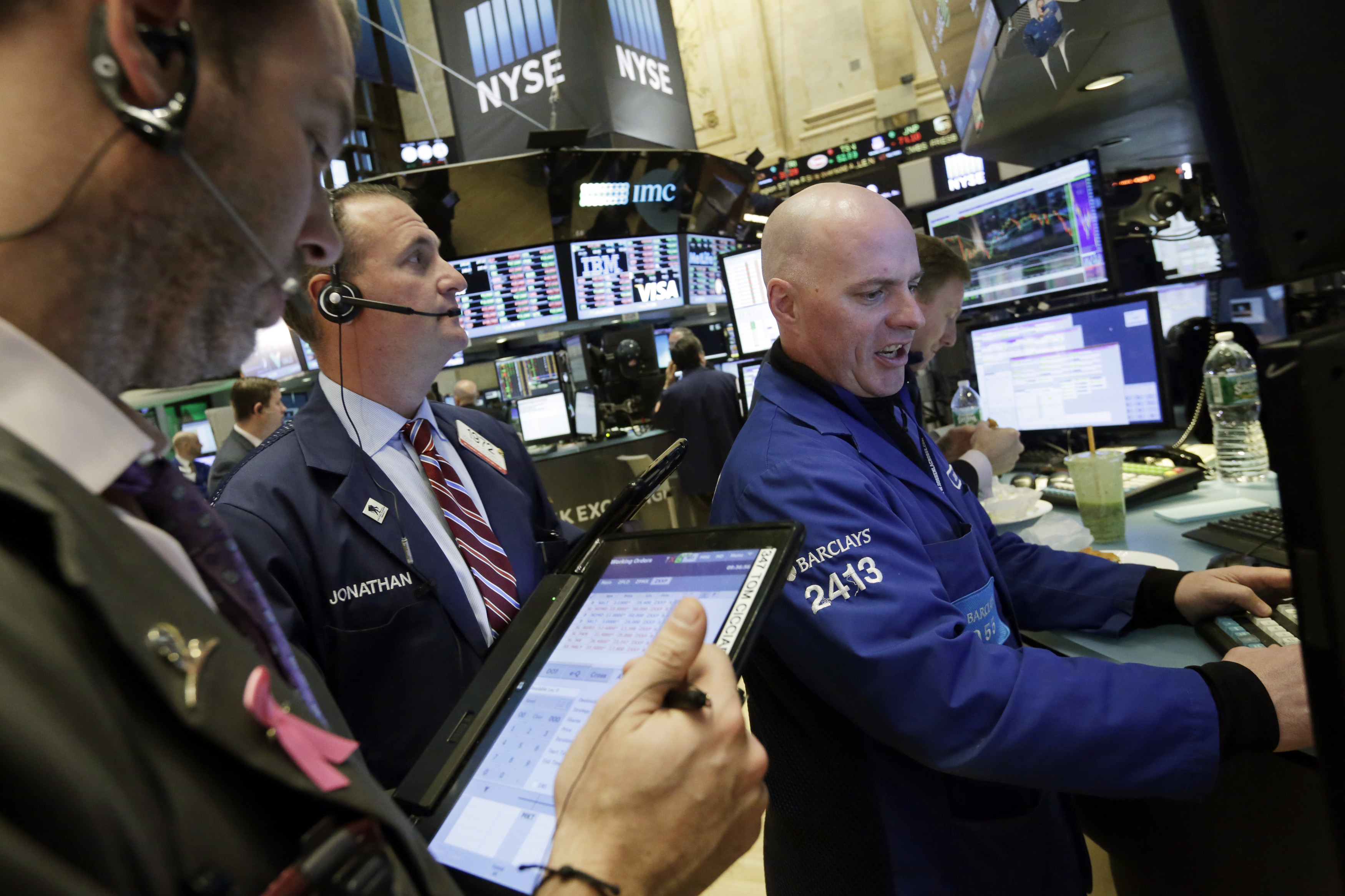 Asian stocks mixed despite Wall Street rallies