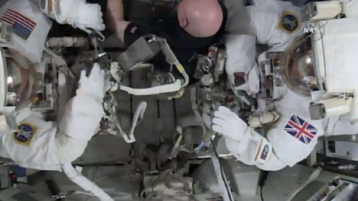 Spacewalk aborted after water leaks into astronaut's helmet